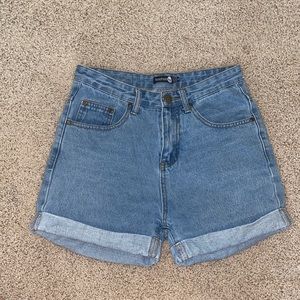 Boohoo High-waisted jean shorts